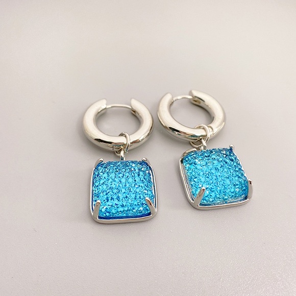 Dangle earrings ,silver Huggie hoops, silver drop earrings, dangle drop earrings - Picture 4 of 6